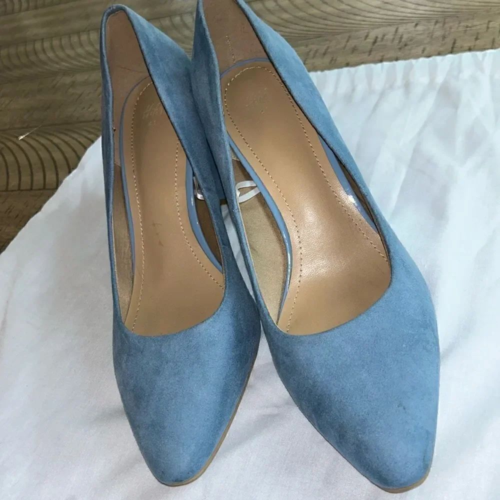 🆕 H&M Comfy Suede Look 👀 Heels 👠👠 Duster Bag too! Solid Heel!